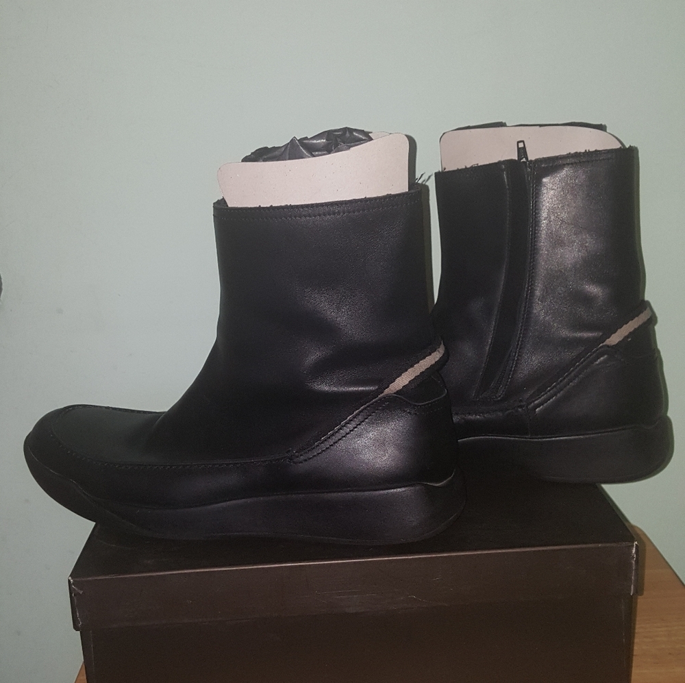 Gucci boots - Picture 10 of 12